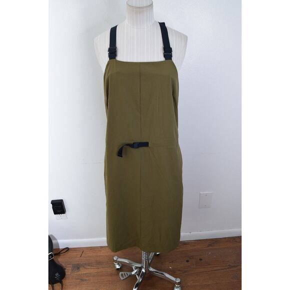 Mountain Hardwear Freefall Strappy Dress Medium Green Utility Sleeveless Light - Picture 1 of 6